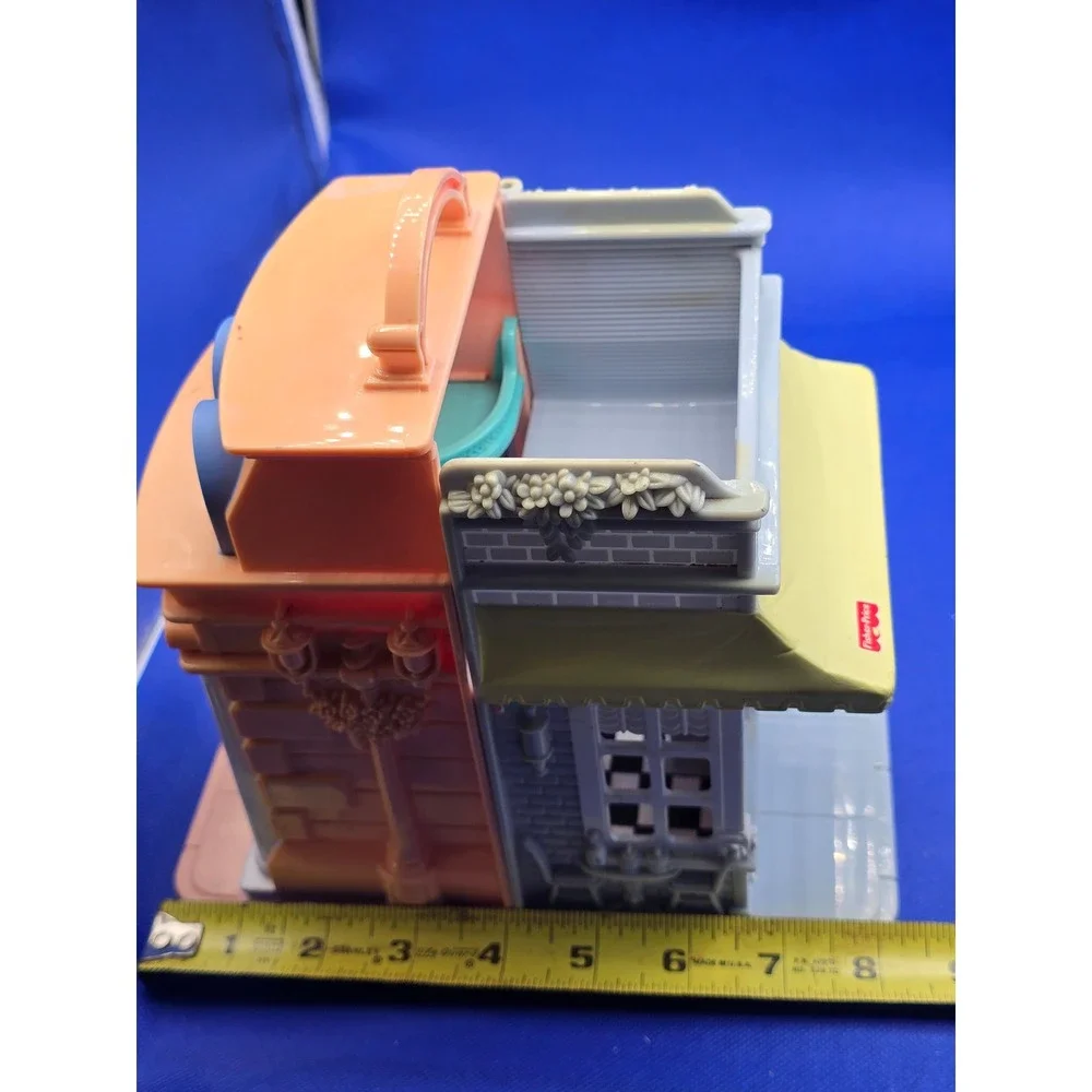 Fisher Price 2001 Sweet Streets Candy Shop Dance Studio Playset No Accessories